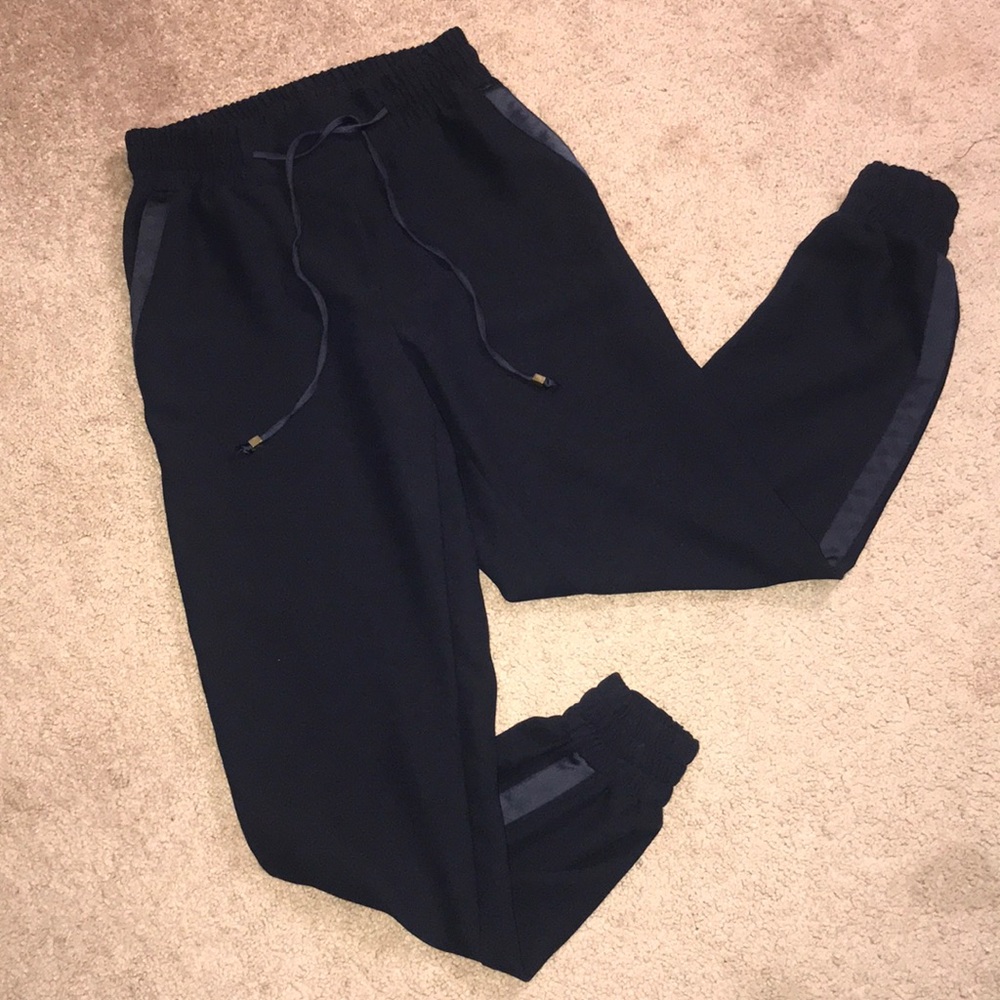 🌺H&M jogger style dress pant